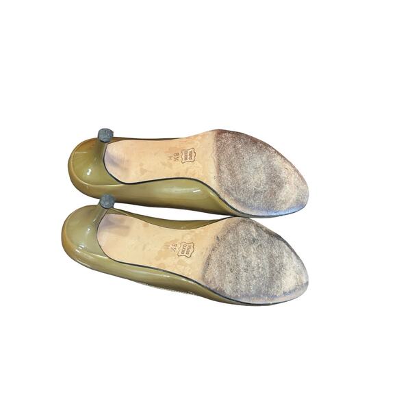 Vaneli Pat Lea Taupe Leather Closed Toe Pumps Size 8.5 Work Heels - Picture 7 of 9